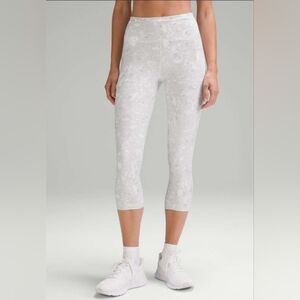 LULILEMON Swift Speed High-Rise Crop 21"Terrazzo Marble Silver Ice Multi